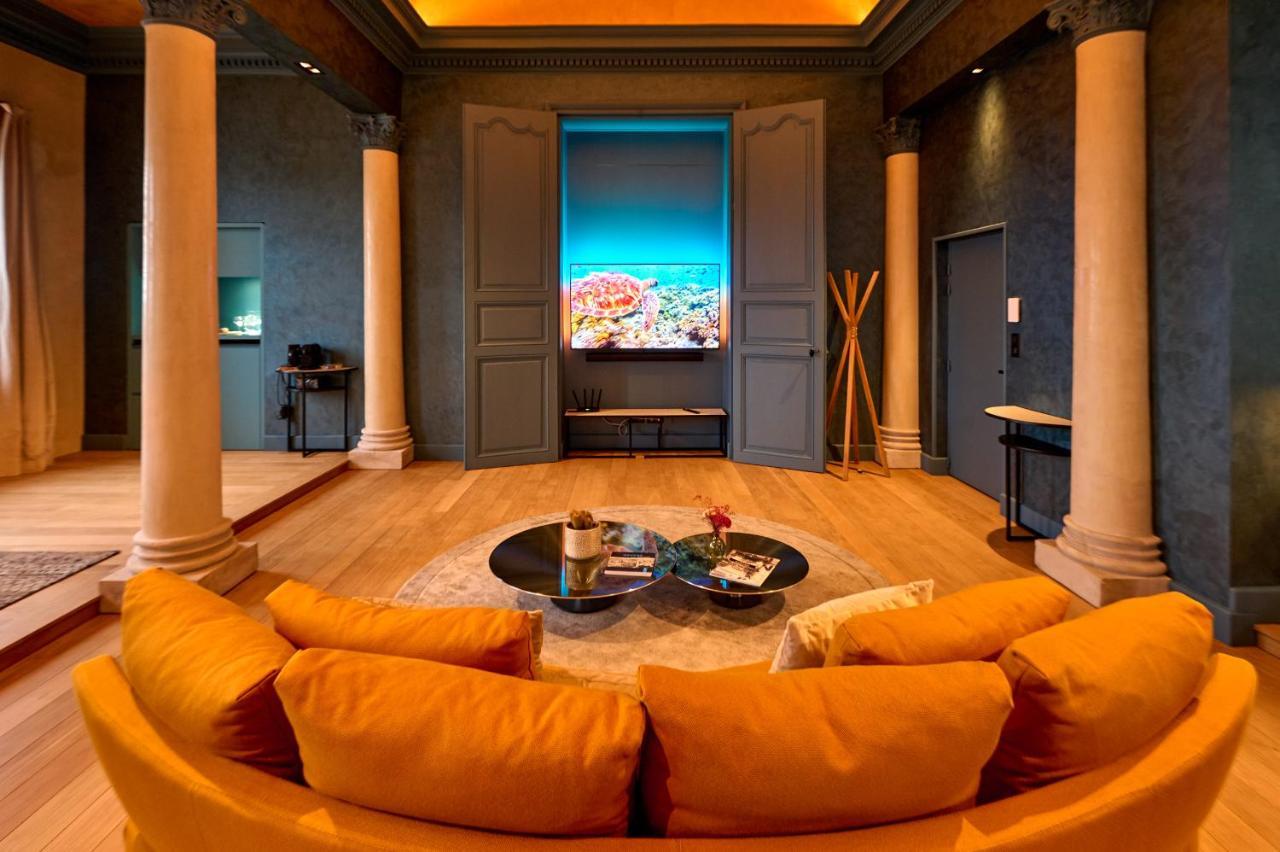 La Chapelle, Les Suites Du Palais, L'Unique 5 Etoiles De Nevers, Suite D'Exception, By Primo C0Nciergerie Dış mekan fotoğraf