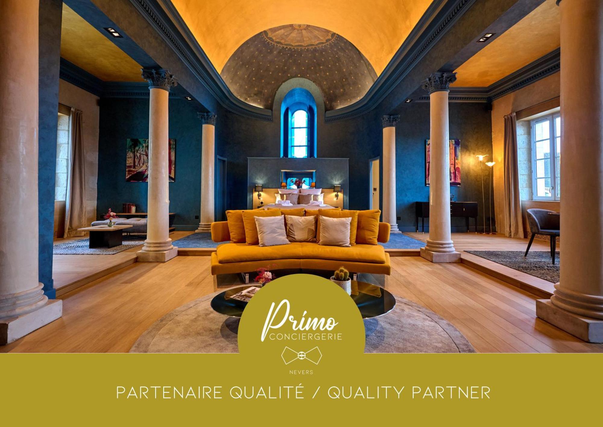 La Chapelle, Les Suites Du Palais, L'Unique 5 Etoiles De Nevers, Suite D'Exception, By Primo C0Nciergerie Dış mekan fotoğraf